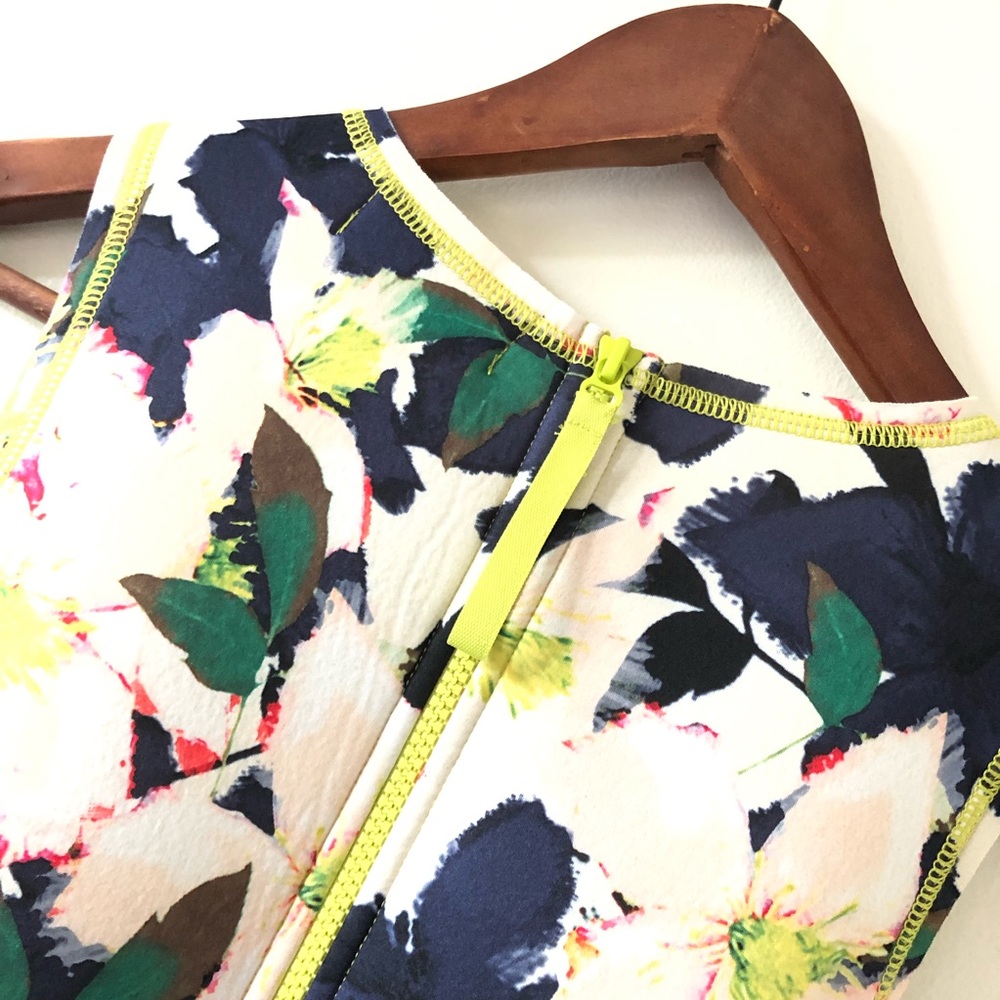 J CREW Cove Floral Scuba Midi Dress Size 4 - Picture 6 of 6